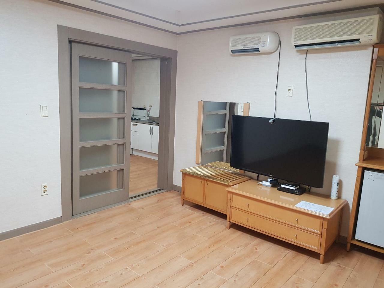 Fourseason Youth Hostel Gyeongju Exterior photo